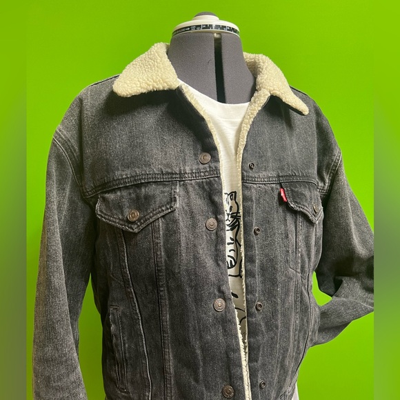 Levi’s wool trucker denim jacket - Picture 2 of 4